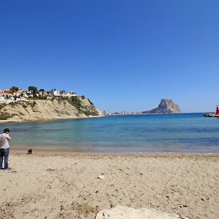 Elena Costa Villa